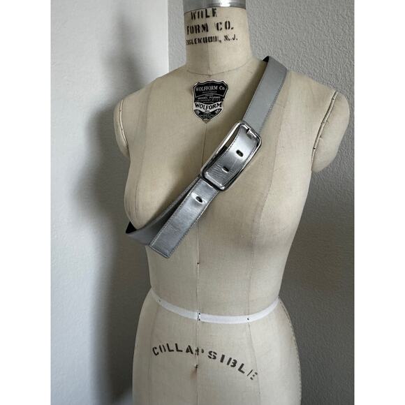 Silver Accent Belt with Silver Buckle - Picture 3 of 7